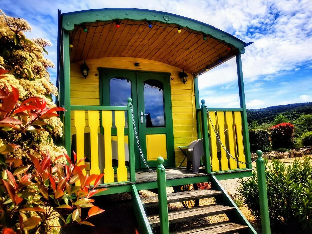 Campsite Roulotte De La Villa Font Vive - Tout Equipee, Tout Confort, Situation Ideale Sud Ardeche Grospierres