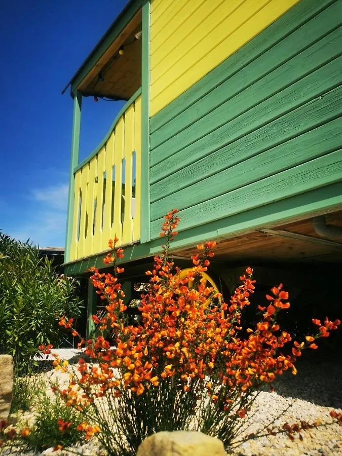 Roulotte De La Villa Font Vive - Tout Equipee, Tout Confort, Situation Ideale Sud Ardeche Grospierres Campsite